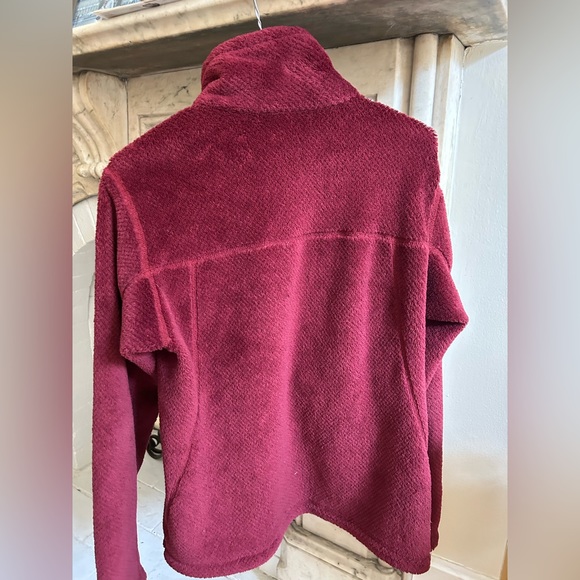 Women’s Patagonia Zip Up - Picture 4 of 7